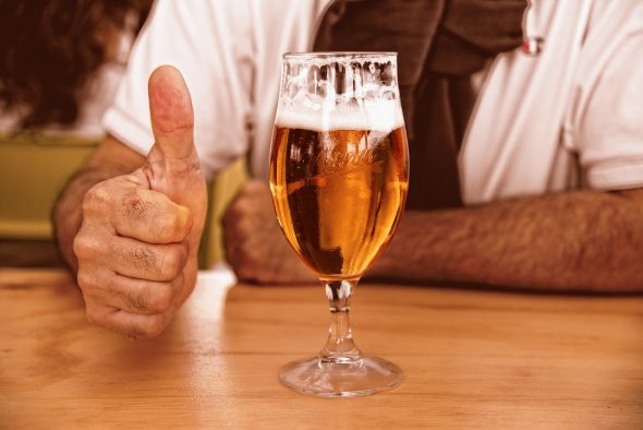 Beer Etiquette Every Man Should Know About
